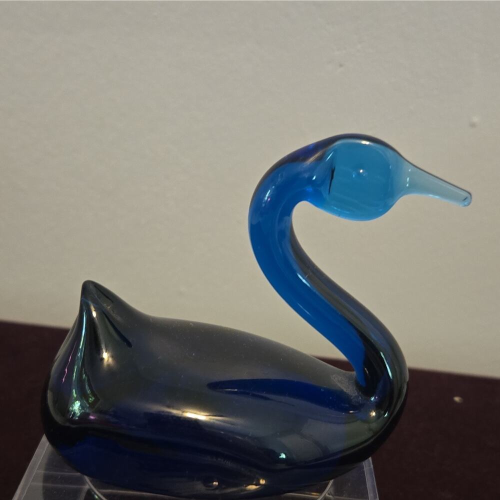 Viking Blue Art Glass Swan